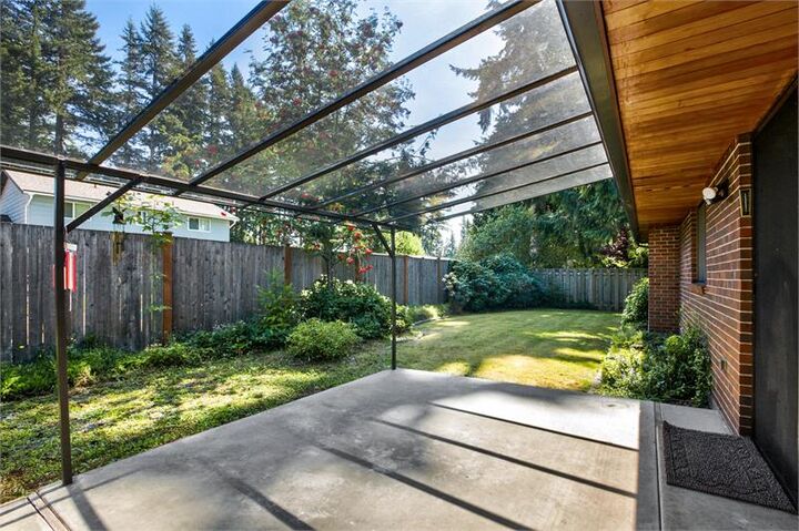 Property Photo:  11107 46th Ave NE  WA 98270 