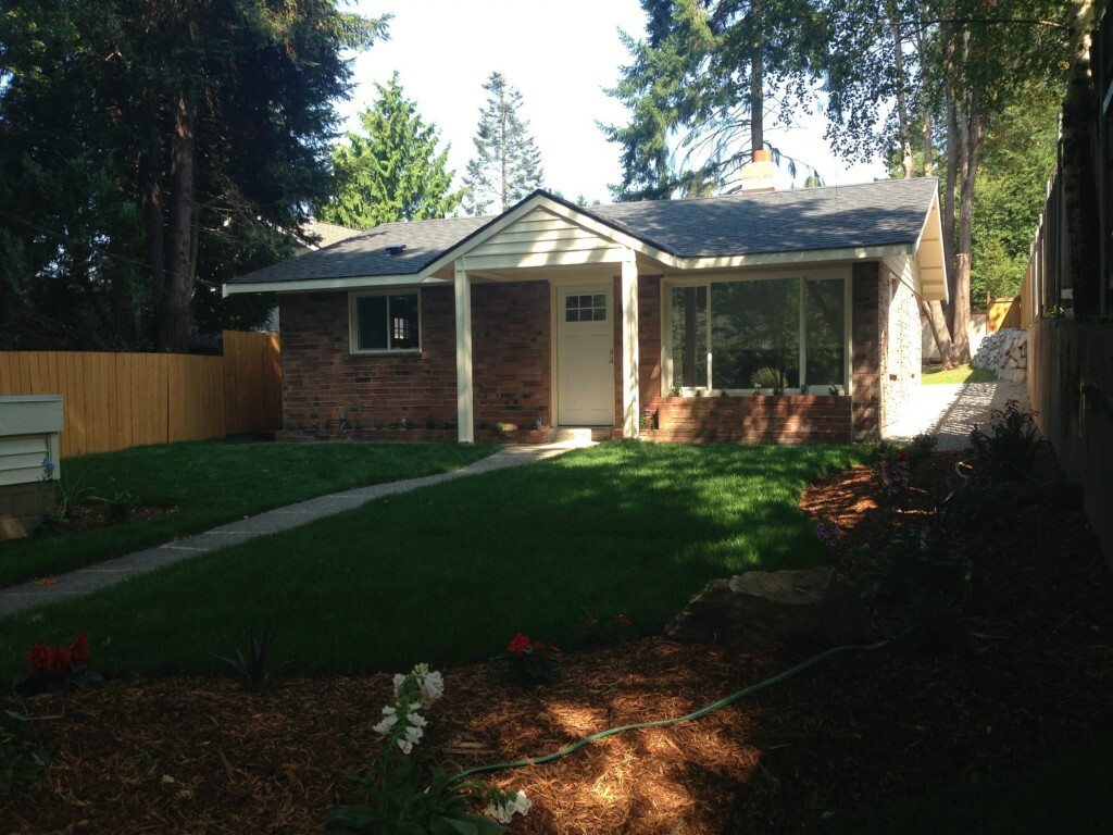 Property Photo: 1744 NE 103rd St WA 98125