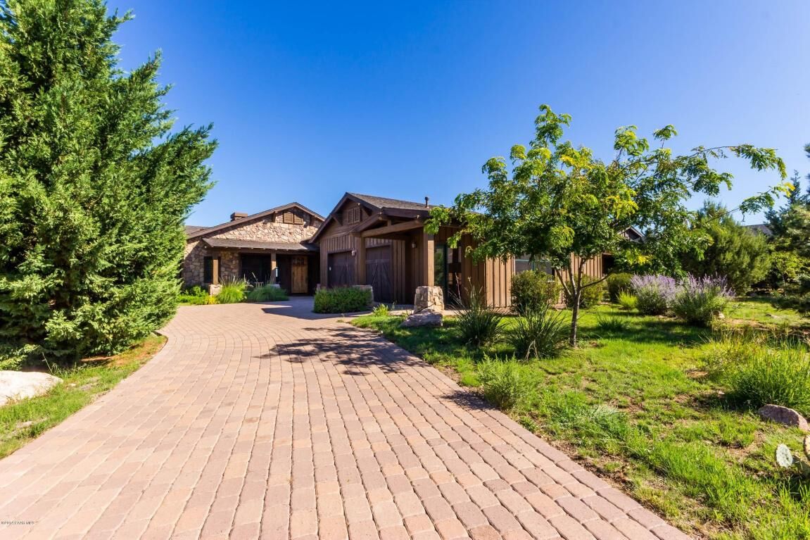 Property Photo: 14724 N Holt Brothers AZ 86305
