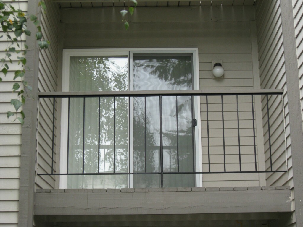 Property Photo:  14640 NE 32nd St D13  WA 98007 