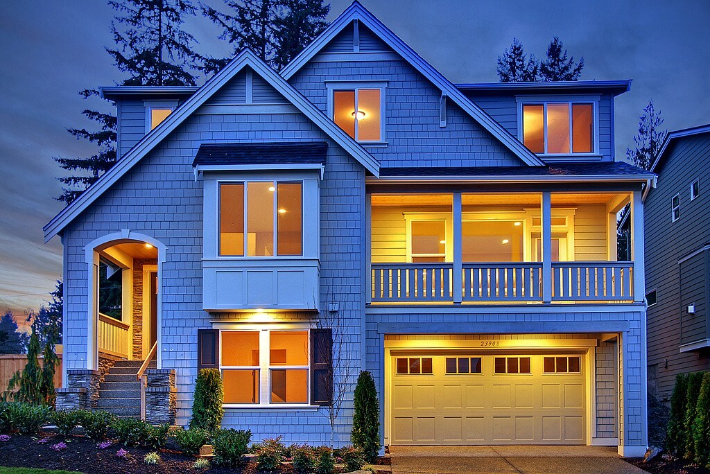 Property Photo: 23908 3rd 1 Dr SE WA 98021