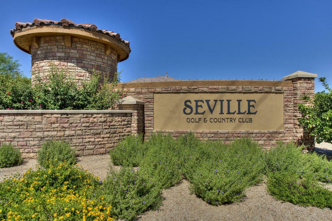 Property Photo: 3516 E Pinot Noir Avenue AZ 85298