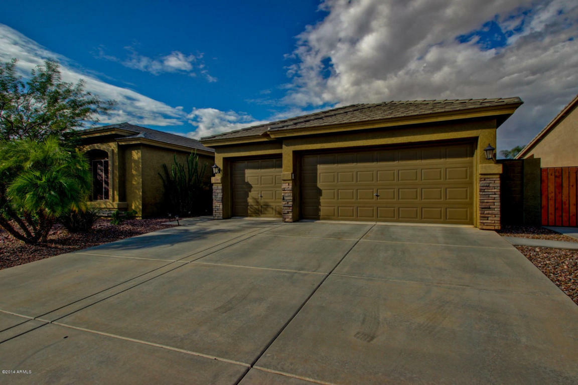 Property Photo:  7144 W Cottontail Lane  AZ 85383 