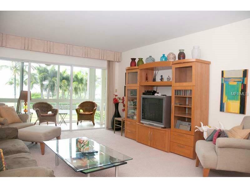 Property Photo:  2110 Benjamin Franklin Drive 204sea  FL 34236 