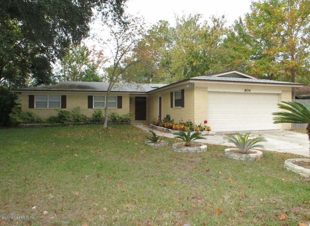 Property Photo:  904 Grove Park W  FL 32073 