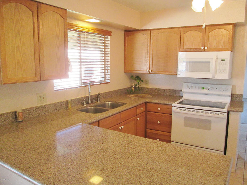 Property Photo:  401 E Auburn Drive  AZ 85283 