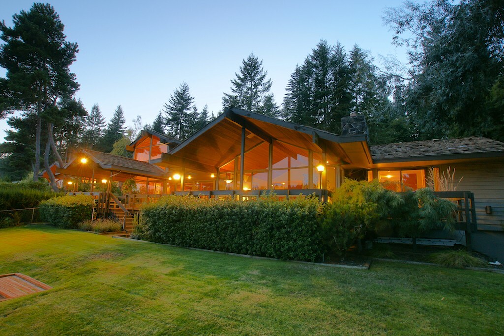Property Photo:  3705 Forest Beach Dr NW  WA 98335 