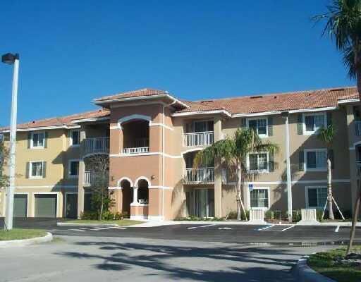 Property Photo:  6466 Emerald Dunes Drive 301  FL 33411 
