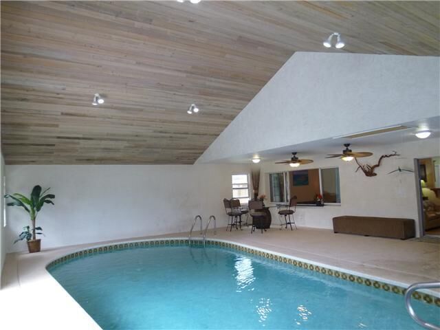 Property Photo:  148 NE Naranja Avenue  FL 34983 