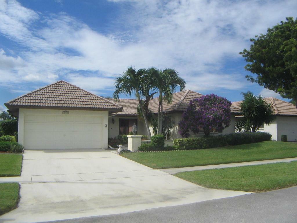 Property Photo:  10300 Green Trail Drive N  FL 33436 