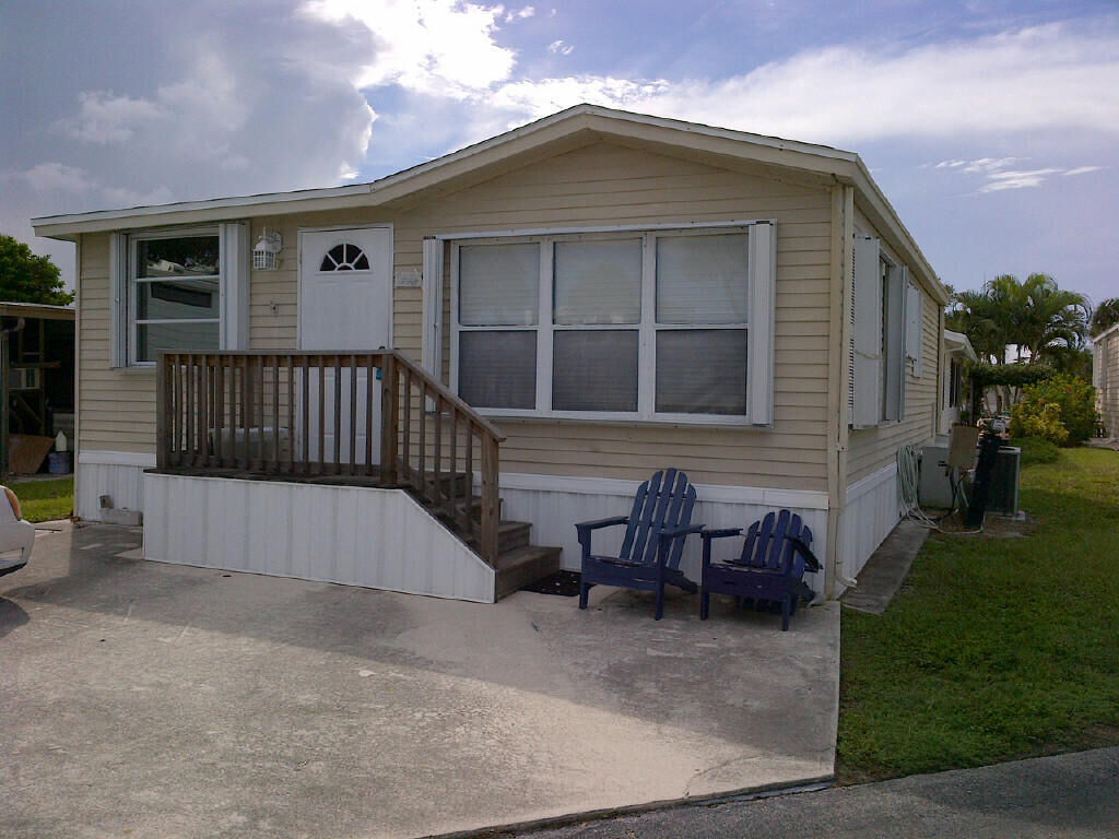Property Photo:  5301 Inlet Way  FL 34949 