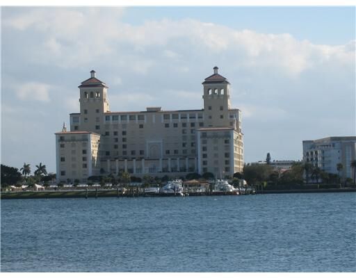 Property Photo:  150 Bradley Place 707  FL 33480 