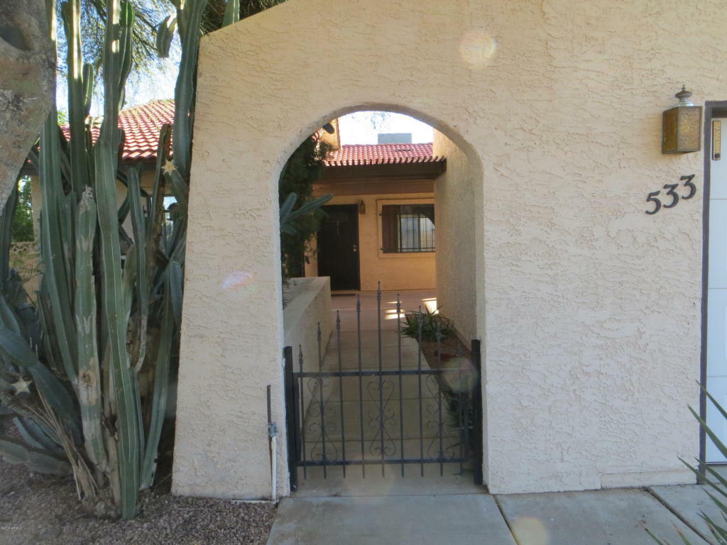 Property Photo:  533 W Sierra Vista Drive  AZ 85120 