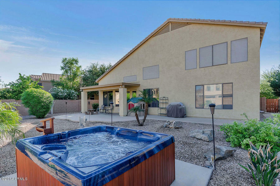Property Photo:  2910 S Iowa Street  AZ 85286 
