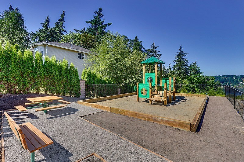 Property Photo: 11088 SE 62nd Pl Lot 4 WA 98006