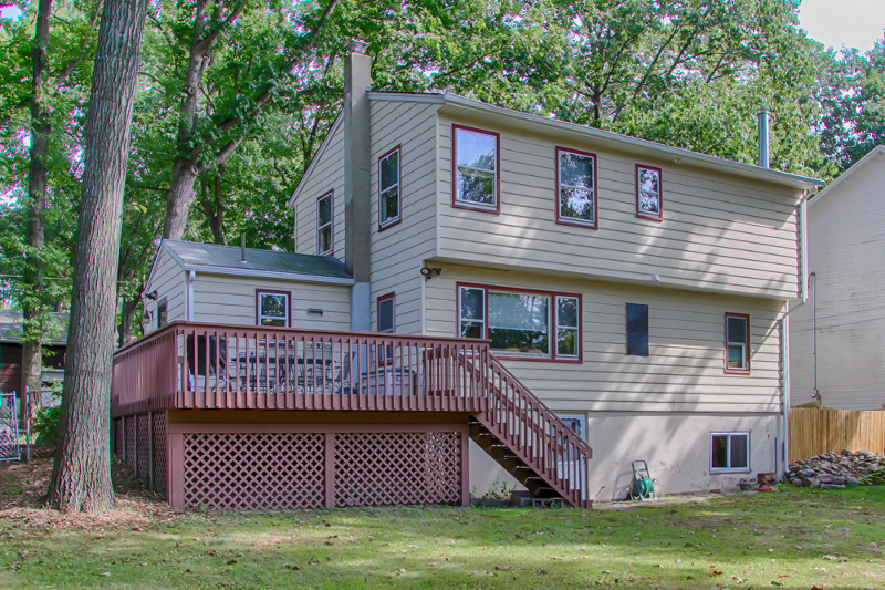 Property Photo: 21 Cherokee Trail NJ 07834