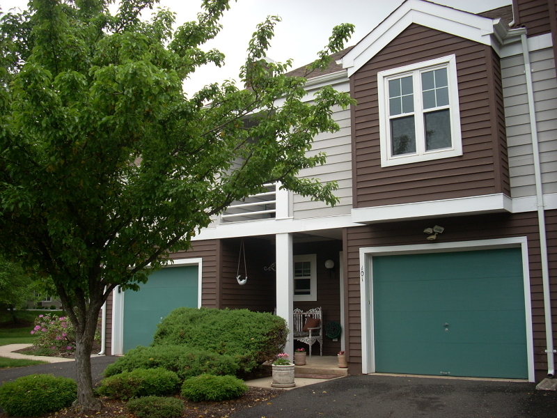Property Photo: 101 Bonney Ct NJ 08807