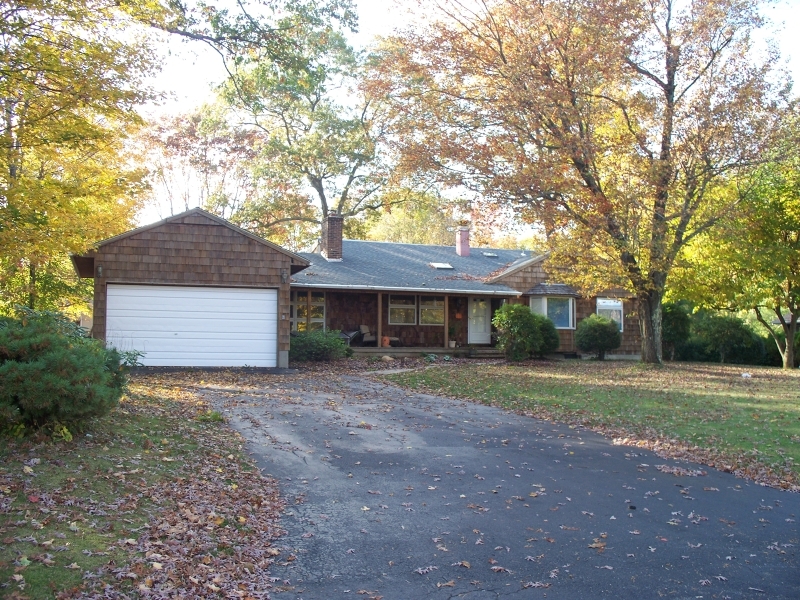 Property Photo:  423 Canistear Rd  NJ 07460 