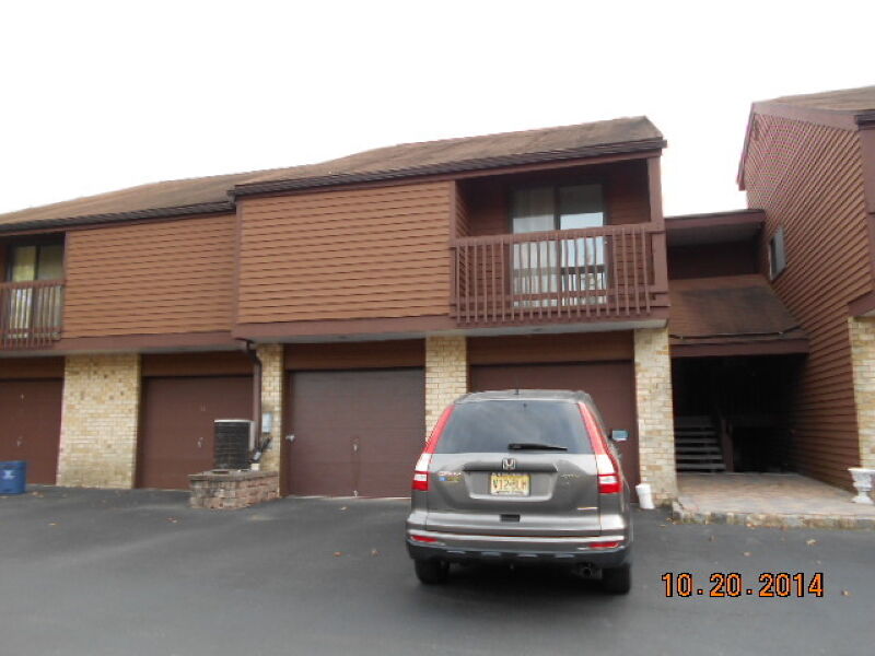 Property Photo: 36 Meadowview Dr NJ 08801