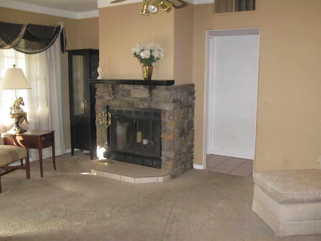 Property Photo: 1850 E Glenrosa Avenue AZ 85016