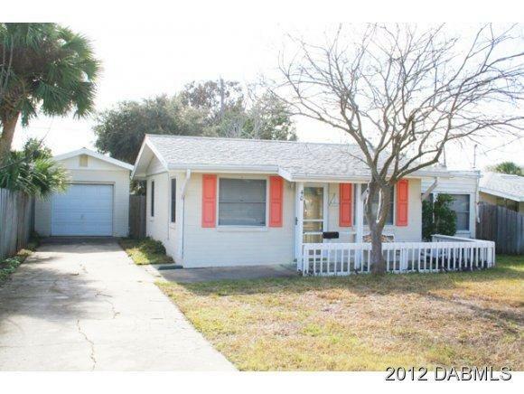 Property Photo: 40 Brooks Drive FL 32176