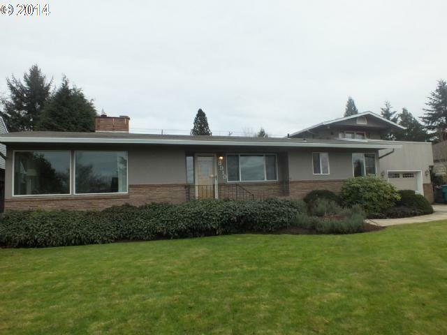 Property Photo:  8910 SE Porter Rd  WA 98664 