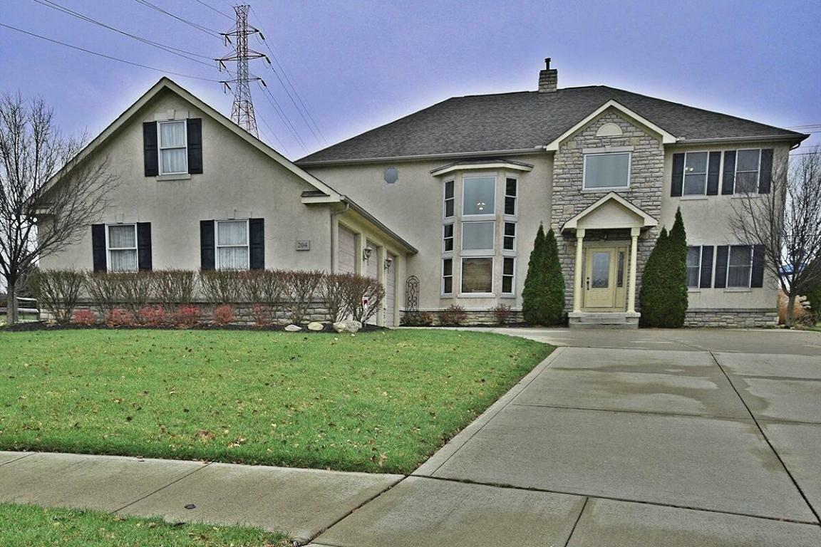 Property Photo: 204 Oakwood Court OH 43081