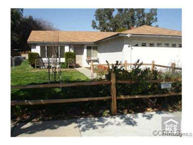 Property Photo: 1210 Shellie Lane CA 92543