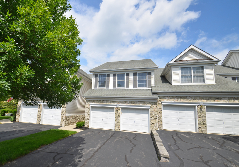 Property Photo:  15 Pinehurst Cir  NJ 08801 