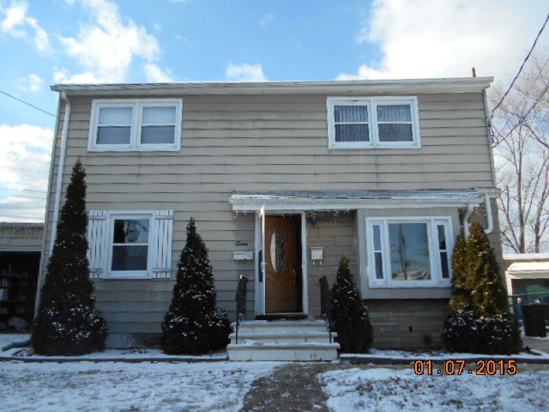 Property Photo: 7 Eckhardt Ter NJ 07031