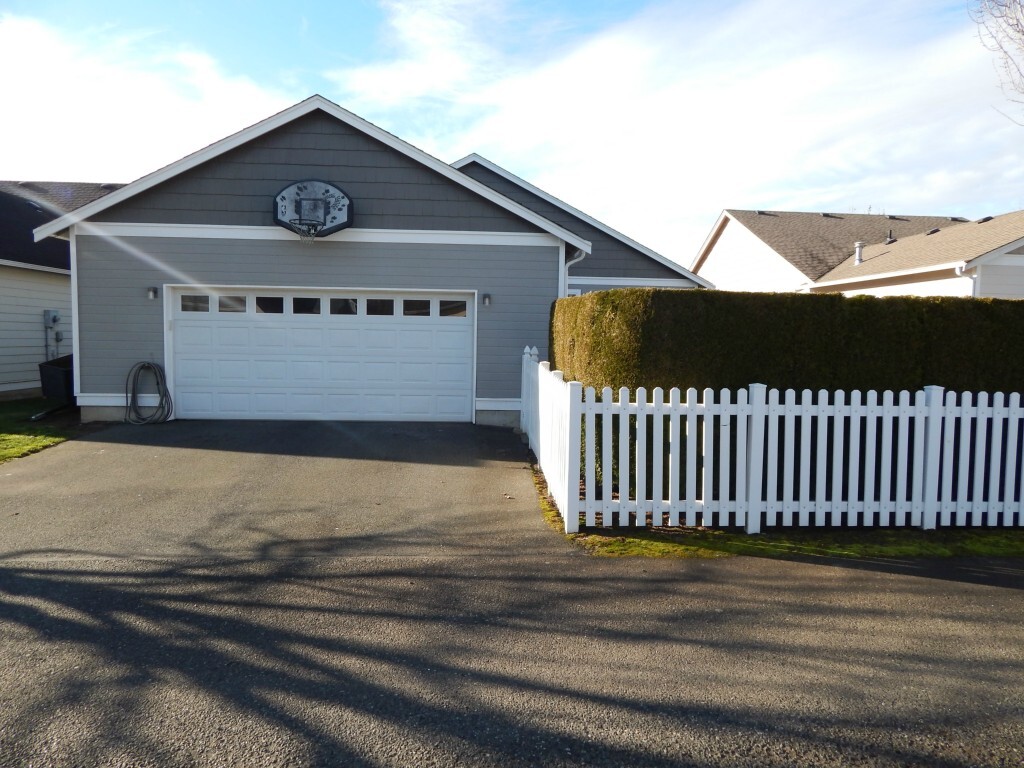 Property Photo: 2262 Dogwood St WA 98264