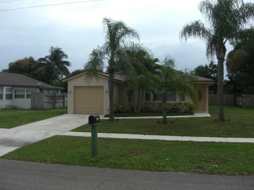 Property Photo:  7388 San Castle Boulevard  FL 33462 