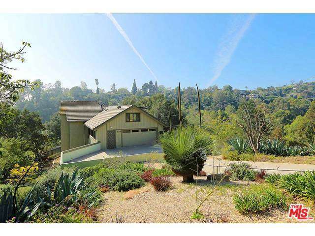 Property Photo:  989 Bluegrass Ln  CA 90049 