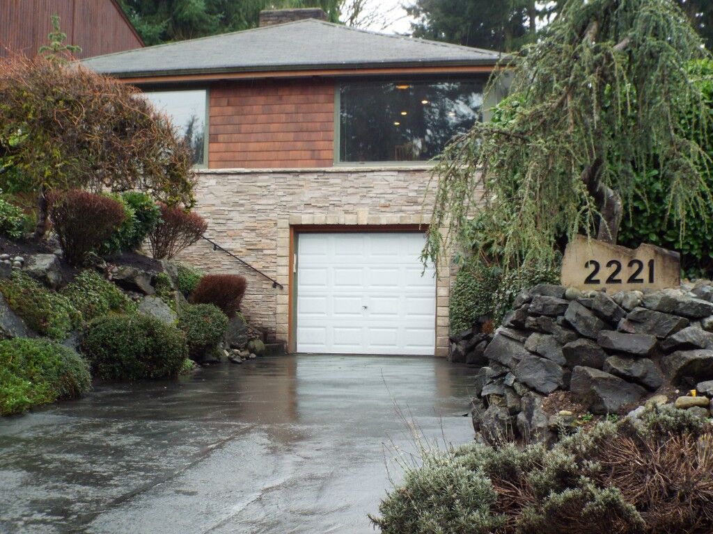 Property Photo:  2221 S 308th St  WA 98003 