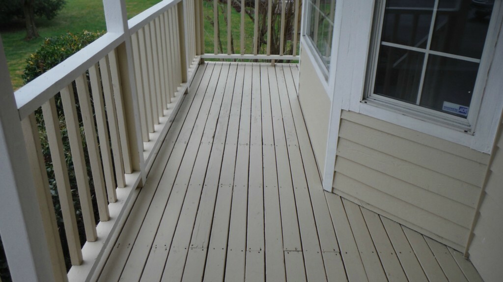 Property Photo: 306 Warwick St WA 98022