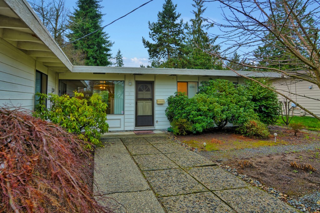 Property Photo:  4602 222nd St SW  WA 98043 