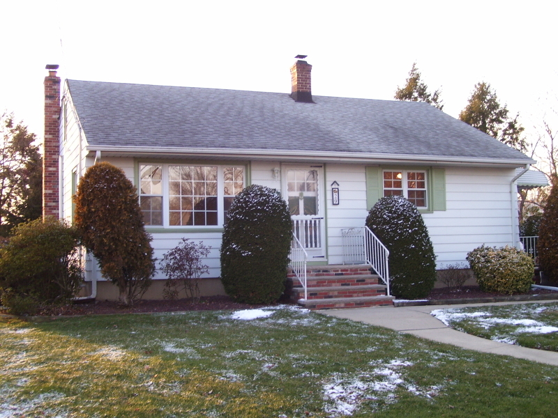 Property Photo: 29 Burnham Rd NJ 08816