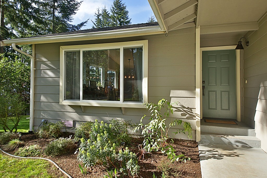 Property Photo:  5510 Robinswood Lane  WA 98249 