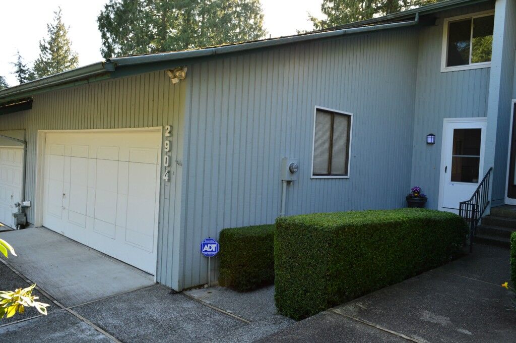 Property Photo: 2904 28th St SE WA 98092