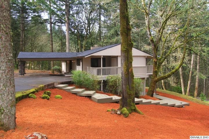 Property Photo: 4437 Pettyjohn Rd S OR 97302