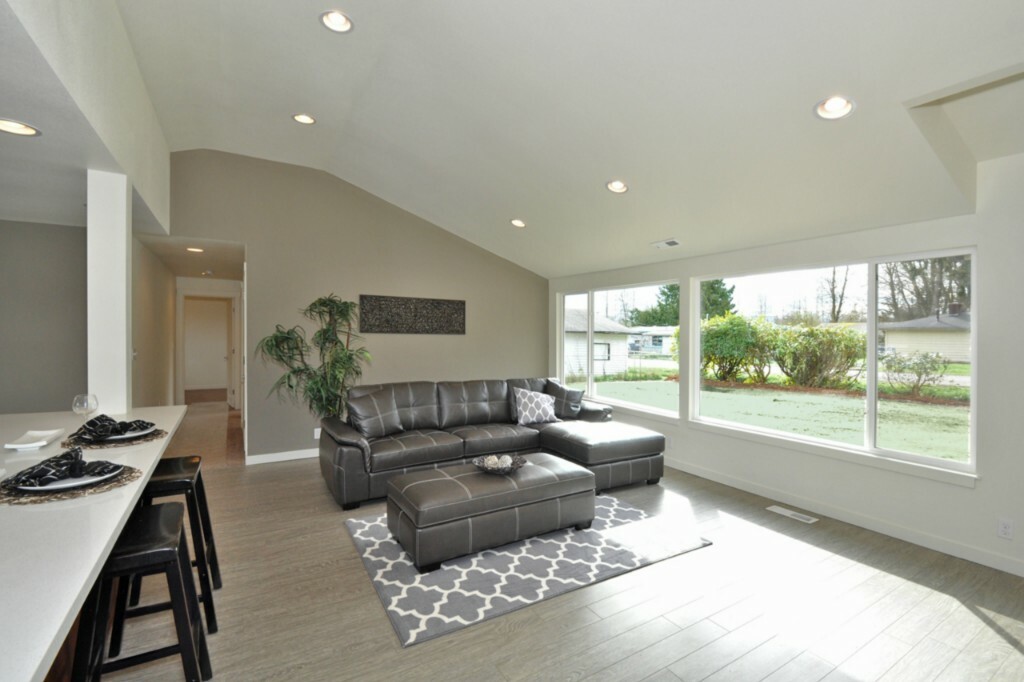 Property Photo: 21217 23rd St Ct E WA 98391