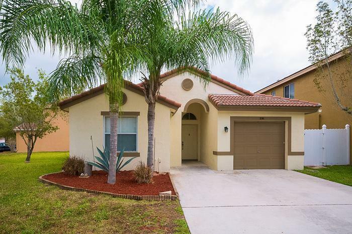 Property Photo:  8144 Pelican Harbour Drive  FL 33467 