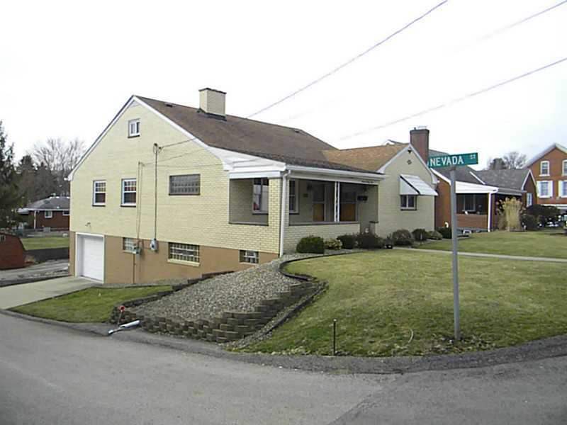 Property Photo:  724 Penn Street  PA 15063 