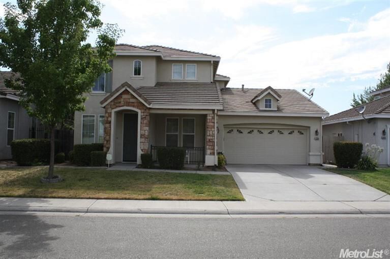 Property Photo: 8320 Harney Way CA 95829