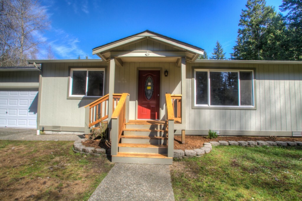 Property Photo:  224 Lewis Rd W  WA 98380 