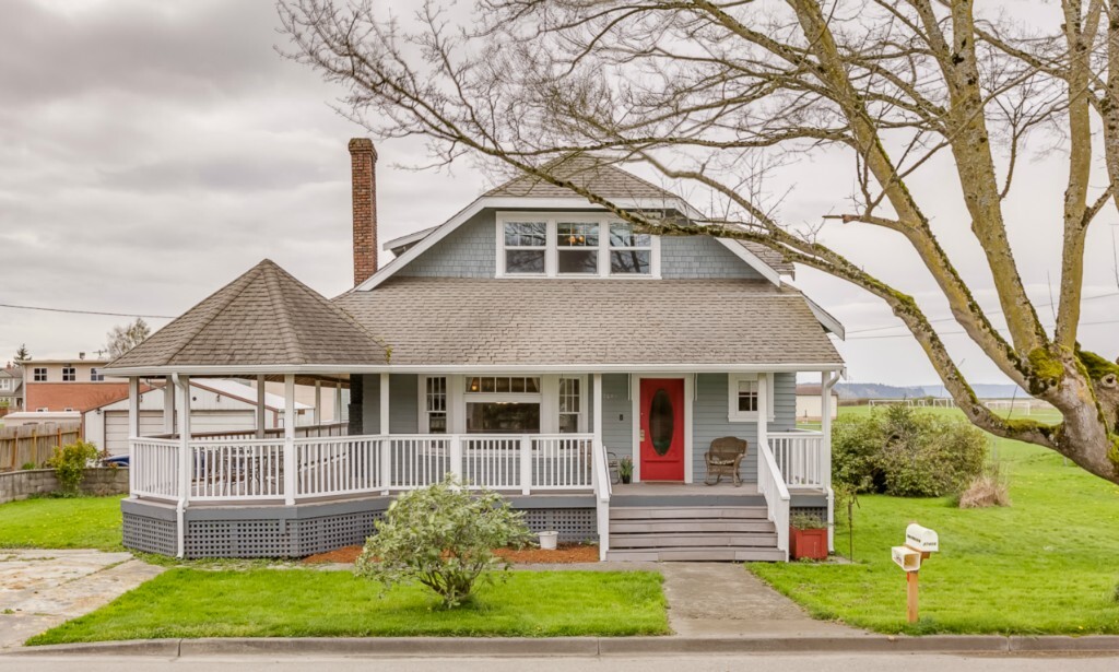 Property Photo:  27406 102nd Ave NW  WA 98292 