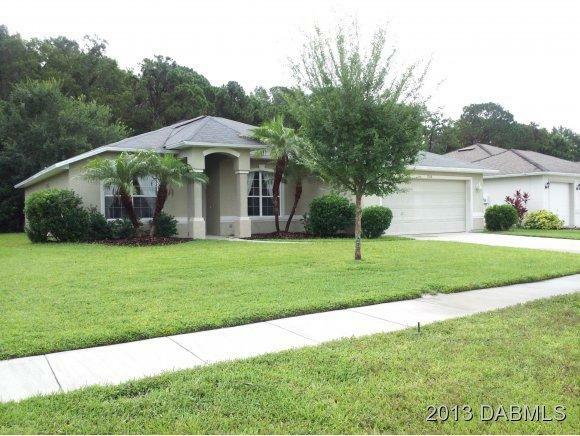 Property Photo: 1766 Creekwater Boulevard FL 32128