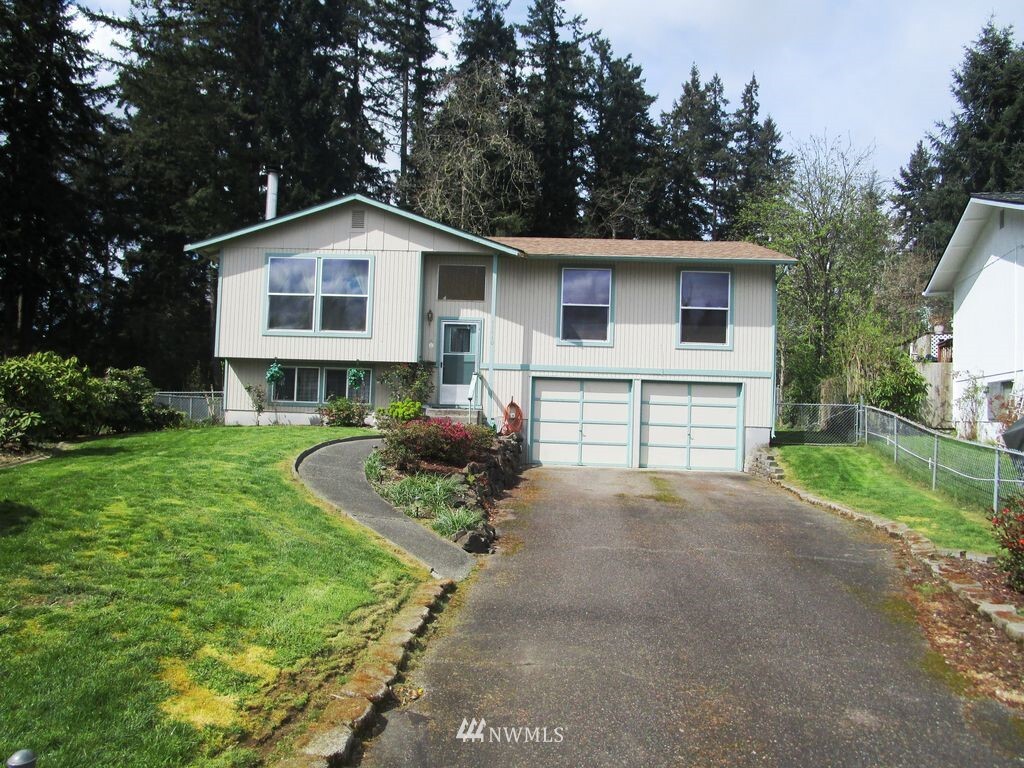 Property Photo: 15410 24th Avenue E WA 98445
