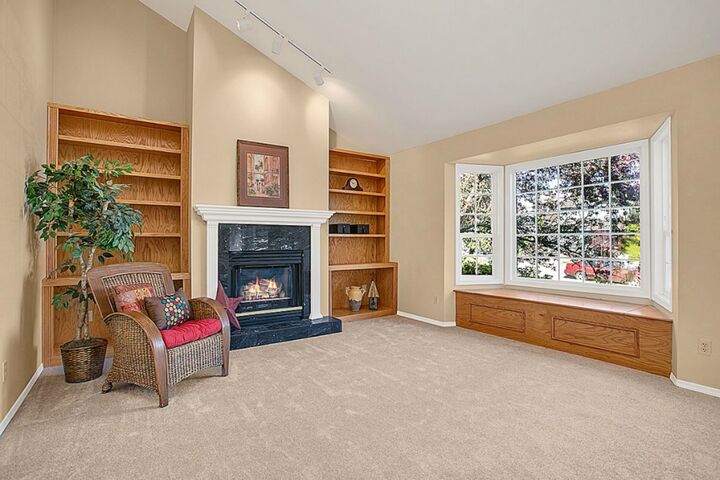 Property Photo: 3814 Larchmont Ave NE WA 98422