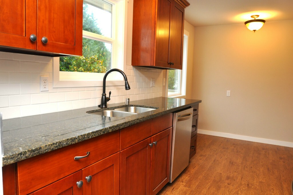 Property Photo:  2310 SW 116th St  WA 98146 